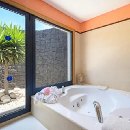 Villa Villas Mamma Mia In Playa Blaca Lanzarote Luxes *